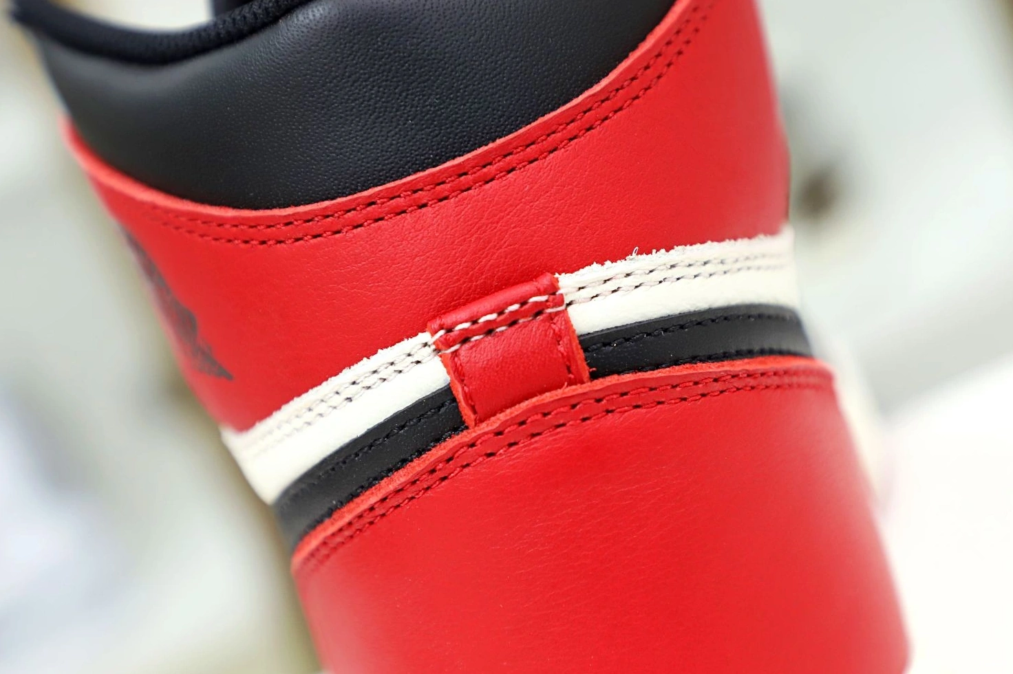 RETRO HIGH AIR JORDAN TOE' 'BRED OG 1 1008
